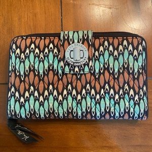 Vera Bradley Turnlock Wallet